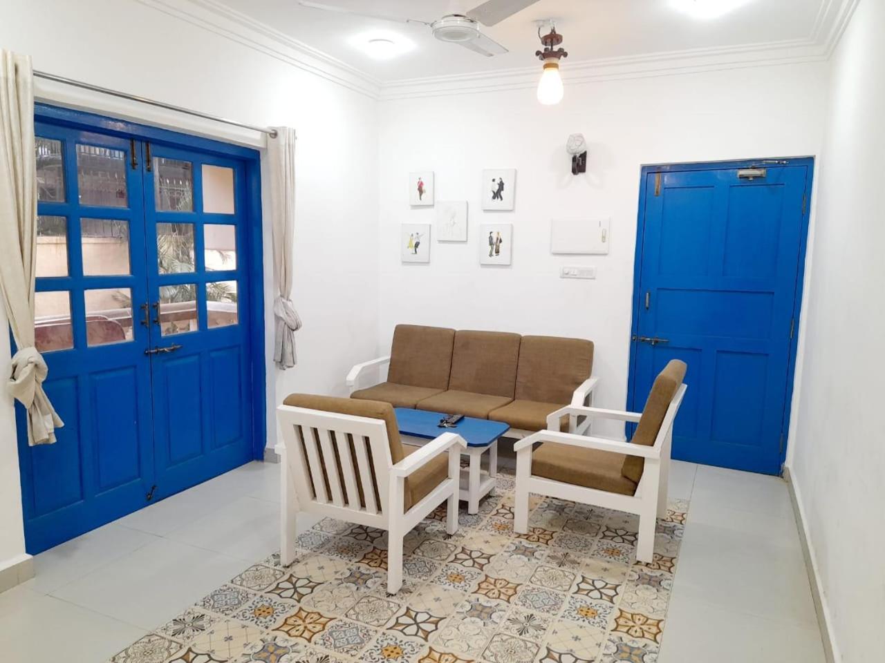 Stylish 2bhk Poolside Retreat With Ac -luxury