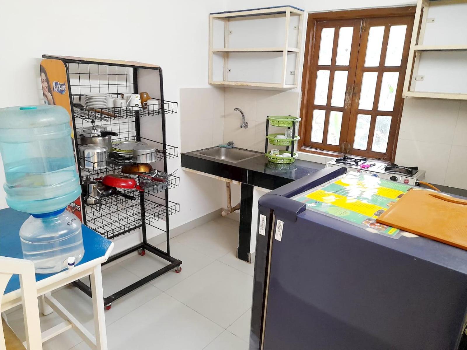 Apartment Stylish 2bhk Poolside Retreat With Ac -luxury *
