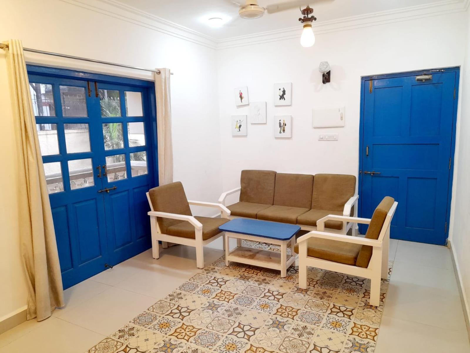 Stylish 2bhk Poolside Retreat With Ac -luxury * Candolim
